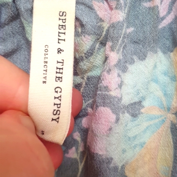 🦋 Spell Butterfly Romper S 🦋 - Picture 4 of 7